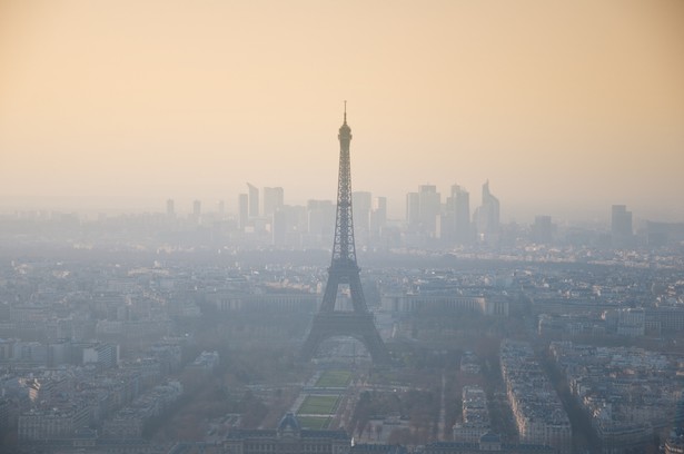 Francja: Zamieszki po orędziu Macrona