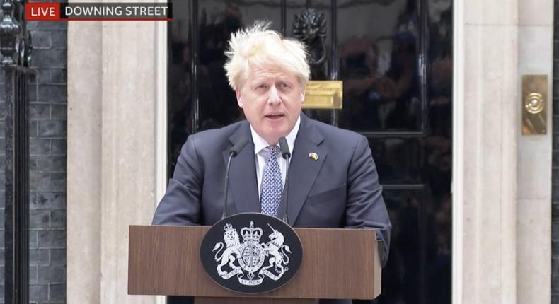 Boris Johnson resigns as PM 