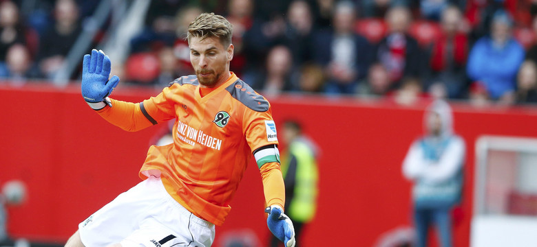 Ron-Robert Zieler ma kilka ofert i chce odejść z Hannoveru 96