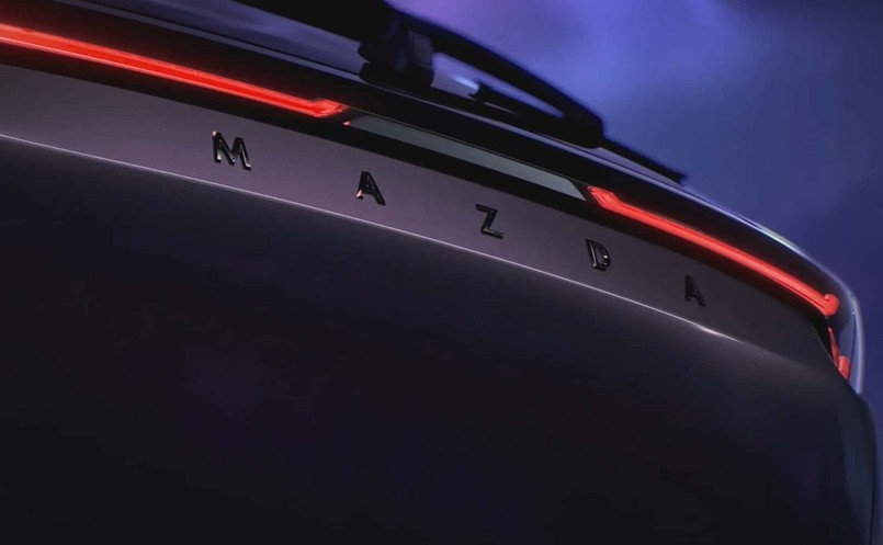 Nowa Mazda EZ-60