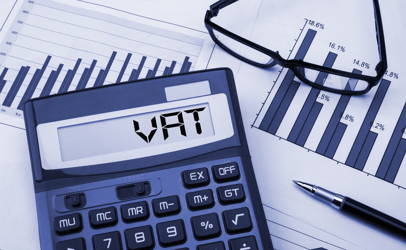 Skoro podatnik był zwolniony z VAT, to błędem było złożenie zarówno deklaracji VAT-7, jak i JPK_VAT