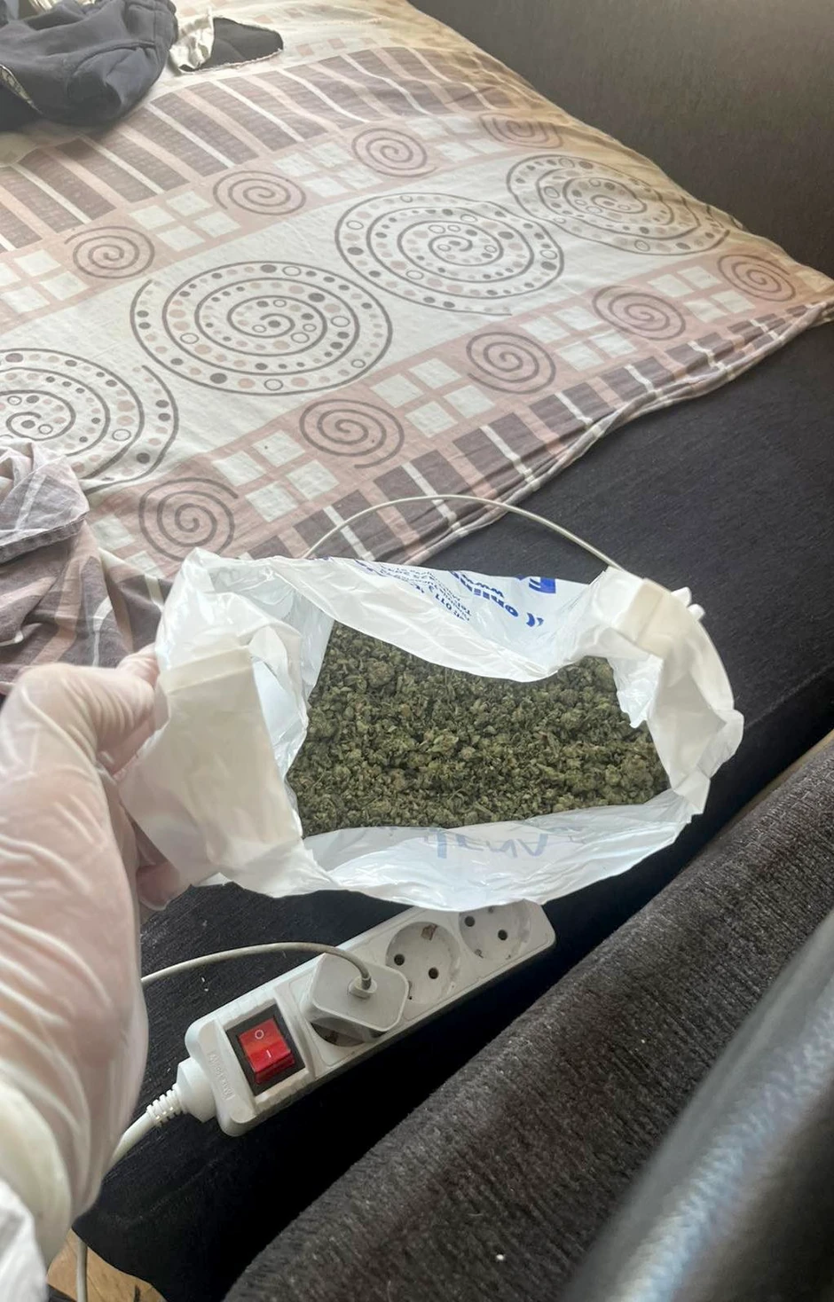 Otkrivena laboratorija marihuane 