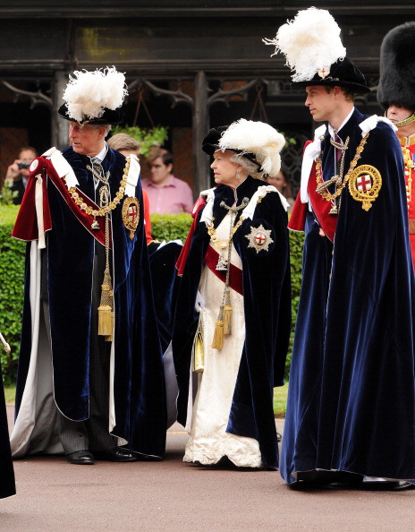 Księżę Karol, Elżbieta II i książę William