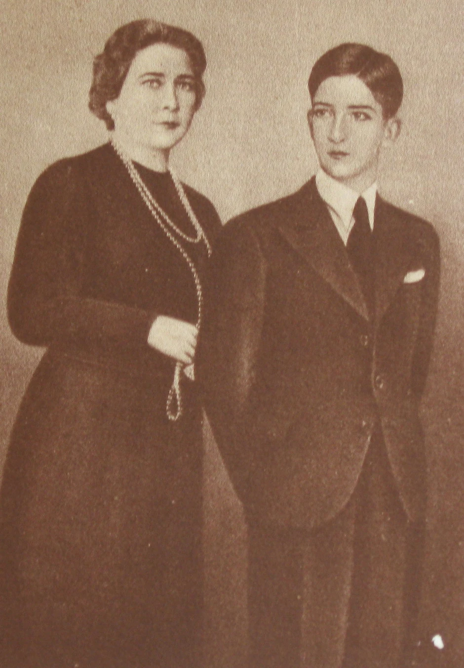 Marija s najstarijim sinom, prestolonaslednikom Petrom Karađorđevićem