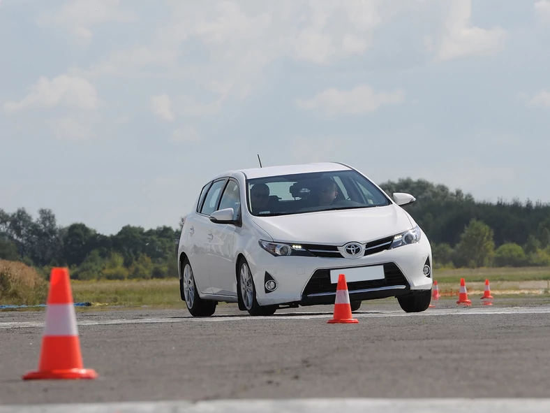 Toyota Auris - miejsce 1. w teście zawieszeń kompaktów