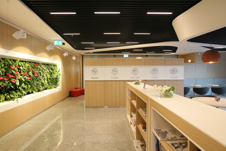 Warszawskie lotnisko Okęcie