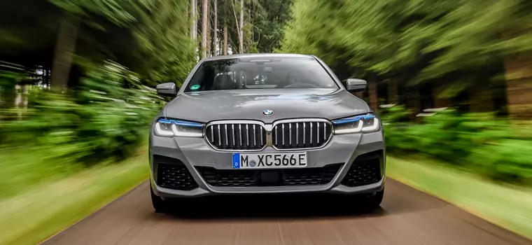 BMW 545e xDrive - 6 cylindrów plus prąd, czyli prawie 400 KM w hybrydzie