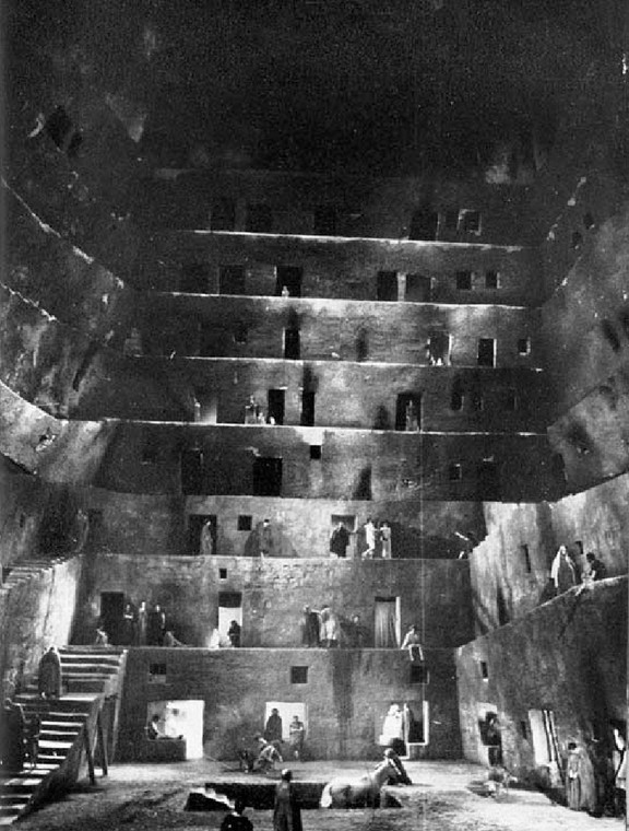 Artystyczne wyobrażenie wyglądu Insula Felicles. Scenografia filmu Fellini-Satyricon z 1969 roku.