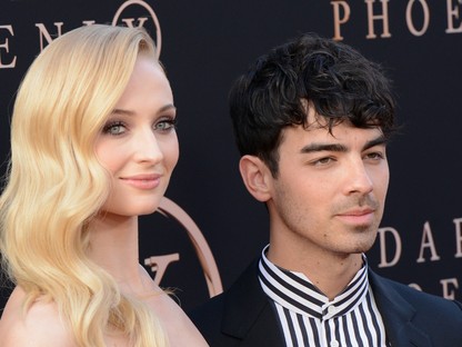 De cuki kismama! Sophie Turner pocakja már ilyen nagy!