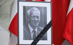 Niemiecki dziennik wspomina Kornela Morawieckiego. 'Był najbardziej radykalny'