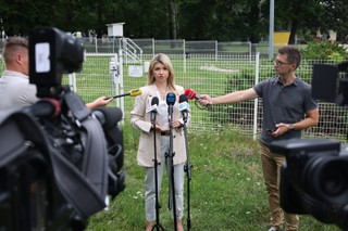 Burze i deszcze nad Polską. IMGW uspokaja, rząd zwołuje sztab kryzysowy