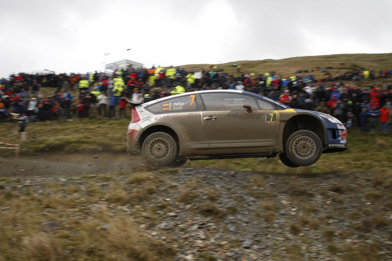 Rajd Wielkiej Brytanii 2010: Loeb pożegnał C4 WRC, Kościuszko 5. (wyniki, galeria Rallyworld©Willy Weyens)