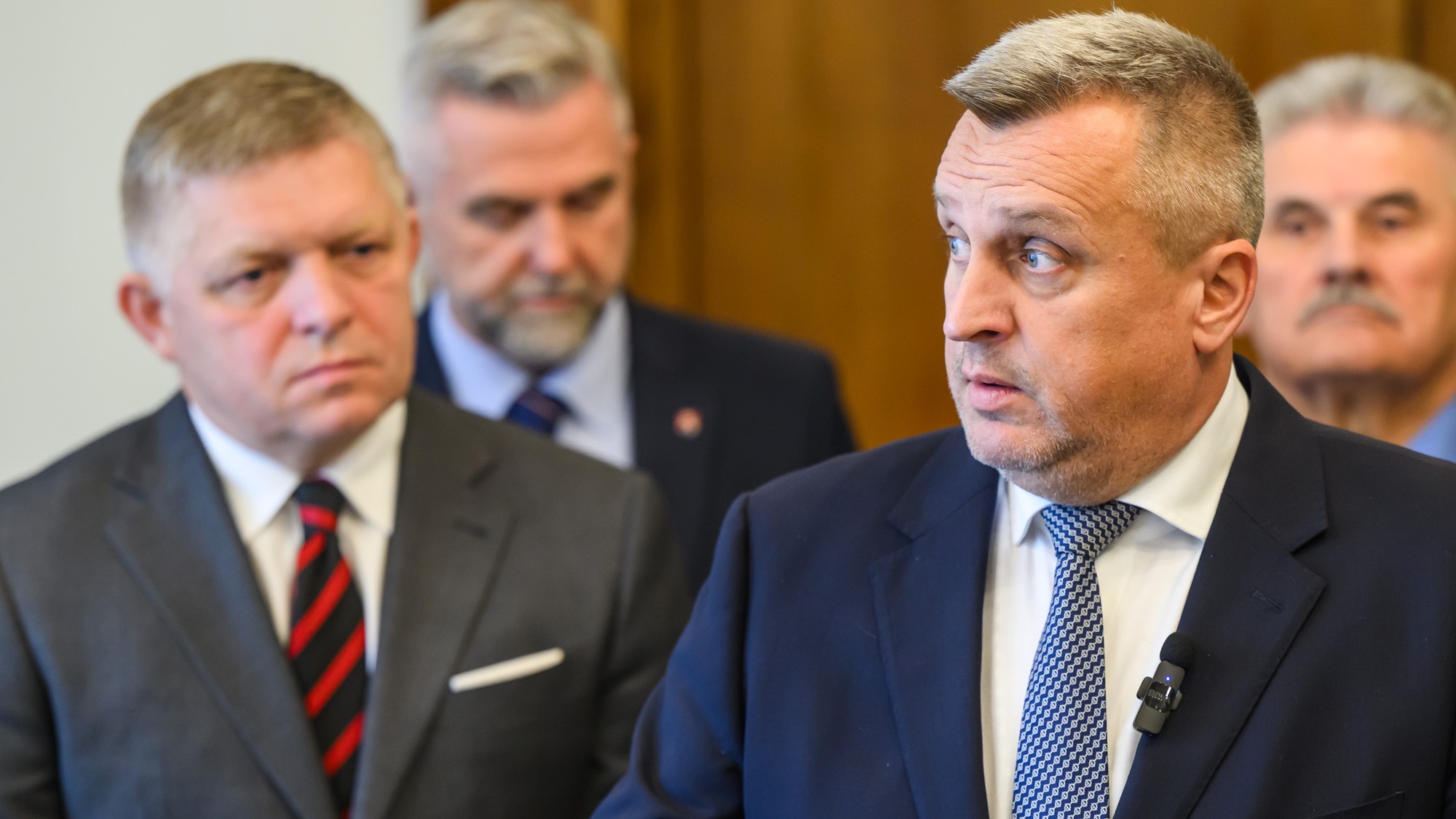 Na snímke zľava Robert Fico, Tibor Gašpar, Andrej Danko a Ján Richter.