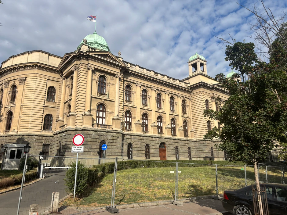 Ograđena Skupština Srbije