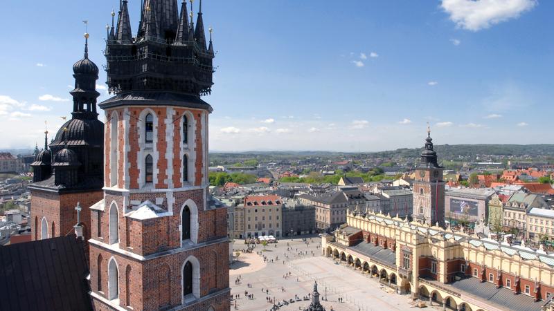 Znalezione obrazy dla zapytania kraków wieża mariacka