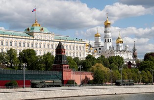 Szef Komitetu Wojskowego NATO: Rosja nie zamierza zatrzymać się na Ukrainie