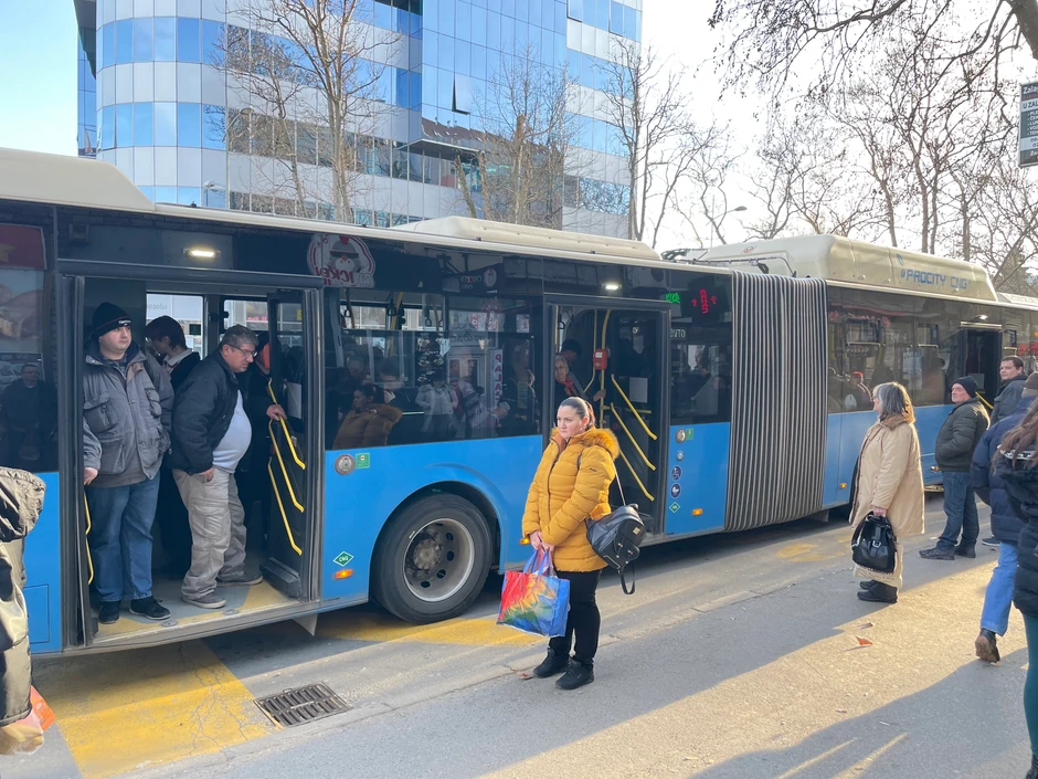 I u Novom Sadu stoje na vratima