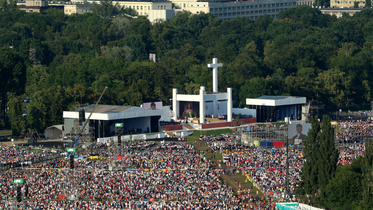 KRAKÓW ŚDM BŁONIA PAPIEŻ FRANCISZEK  (pielgrzymi)