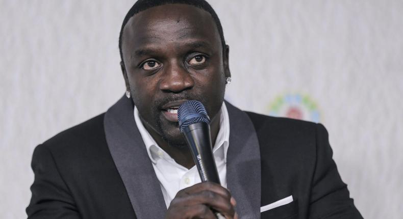 Le chanteur Akon
