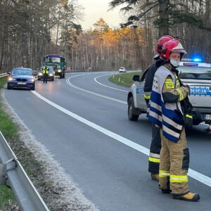 Zderzenie dwóch samochodów. Sprawca uciekł