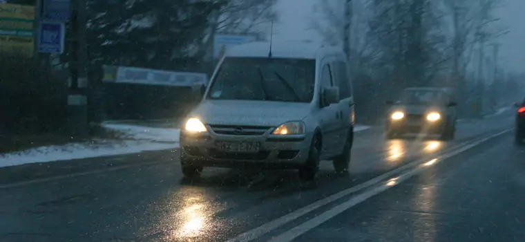 Jak dbać o oświetlenie auta – 5 dobrych rad