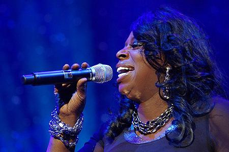 Niesamowita Angie Stone