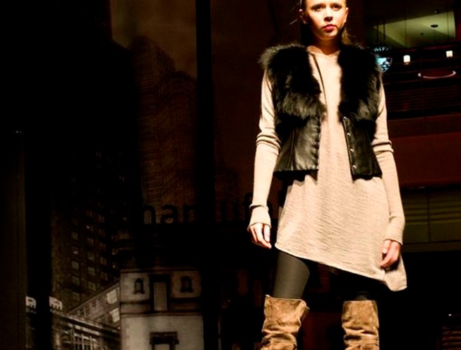 Elisabetta Franchi Celyn b. w kolekcji jesień-zima na Manufaktura Fashion Week