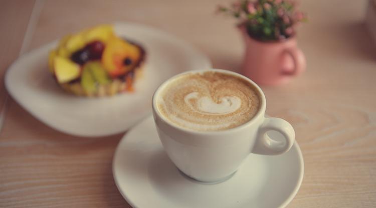 7 tipp, ami segít kiiktatni a koffeint az életünkből