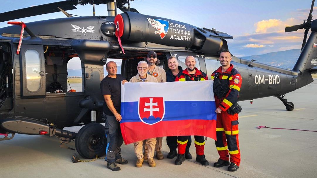 Slovenskí hasiči sa vracajú z Bulharska.