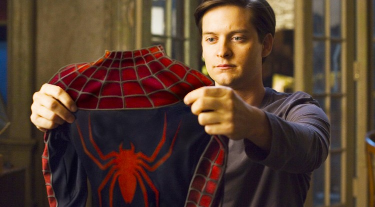 Tobey Maguire, mint Peter Parker, azaz Pókember.