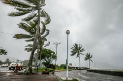 Ulewne deszcze paraliżują Mauritius. Zamknięte szkoły i praca zdalna