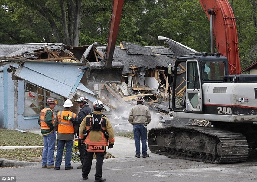 Rupa koja je pre dve godine progutala Džefa Buša