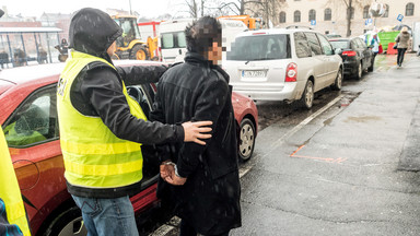 Operator filmowy Matthew L. z zarzutami naruszenia nietykalności cielesnej