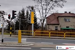 Widziałeś takie żółte słupki przy polskich drogach? Mogą wpędzić w kłopoty