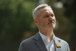 Biuro Jarosława Wałęsy oblane kwasem żrącym przez rolników