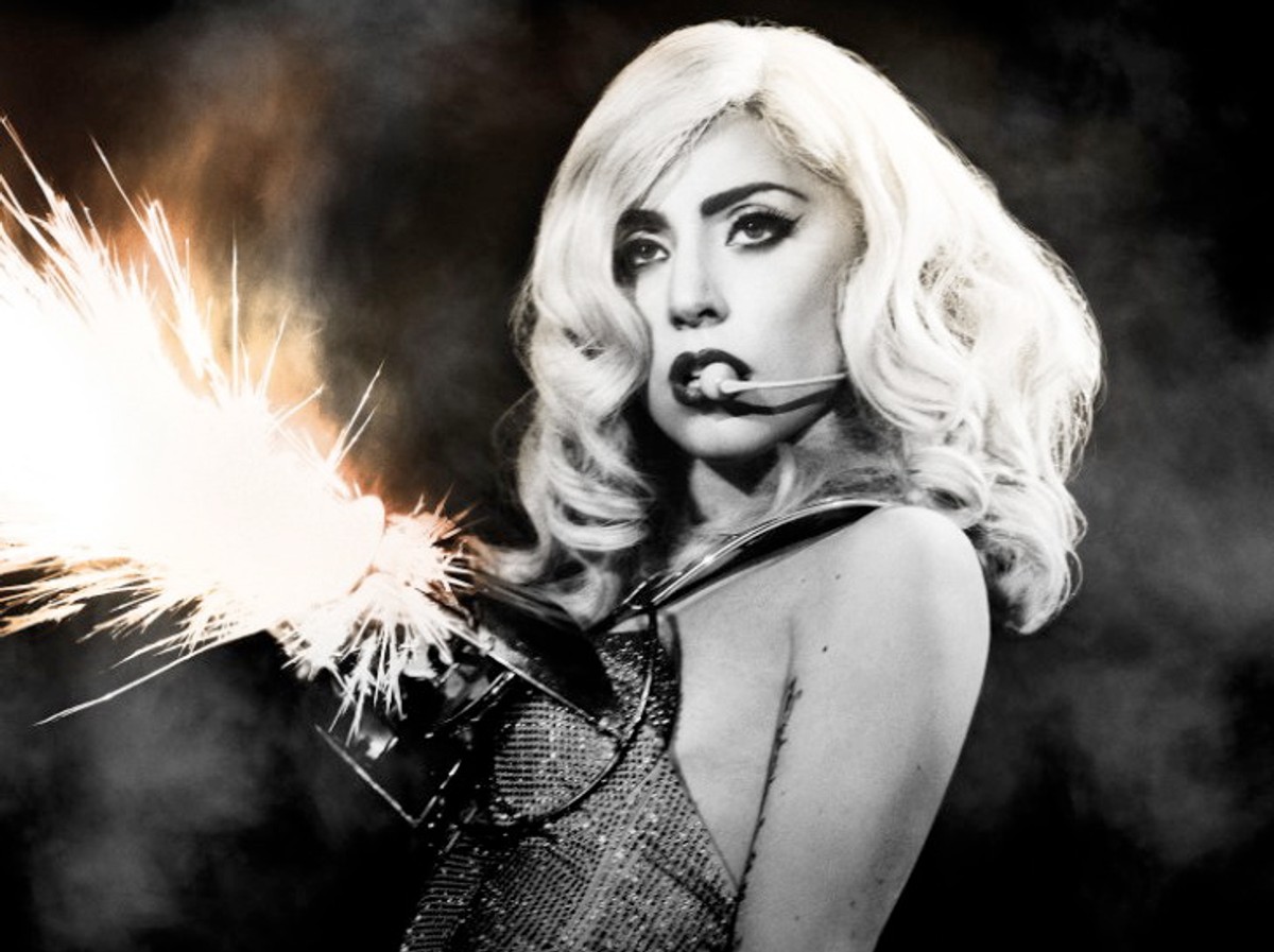 Lady GaGa pomaga dawnej idolce wrócić na szczyt