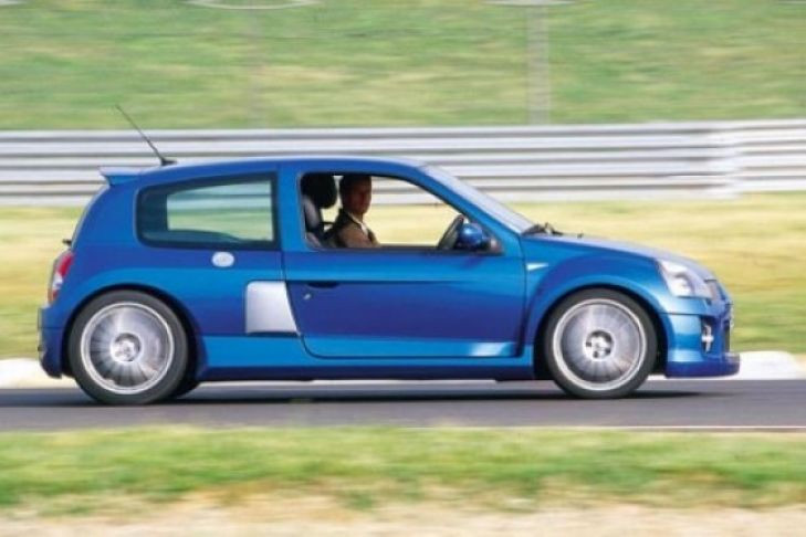 Renault Clio V6 – tak jeździ najmocniejsza fabryczna wersja