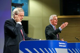 Jaki będzie brexit? Ruszyły negocjacje