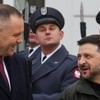 Poljski predsednik Karol Navrocki rekao je da će u „dogledno vreme" odlučiti da li će povući Orden belog orla dodeljen Zelenskom | Foto: Reuters