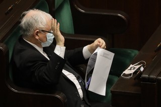 Rząd prze do wyborów w maju. Ruszył proces produkcji kart do głosowania