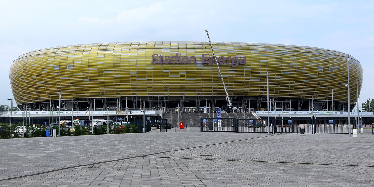 STADION W GDANSKU MA NOWE LOGO