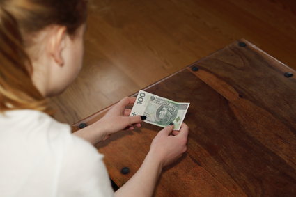 10 błędów młodych ludzi w podejściu do pieniędzy. Unikanie ich to droga do sukcesu