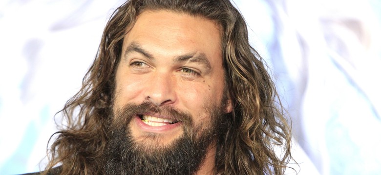 Jason Momoa, czyli niezapomniany Khal Drogo, jako superbohater. Zobacz zdjęcia z premiery filmu "Aquaman" [FOTO]