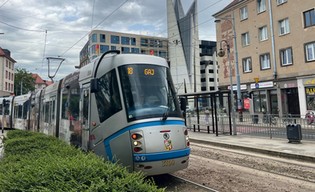 Remont torowiska na ulicy Glinianej 