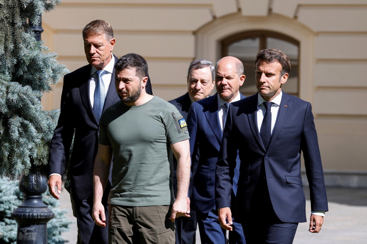 Klaus Iohannis, Wołodymyr Zełenski, Mario Draghi, Olaf Scholz i Emmanuel Macron