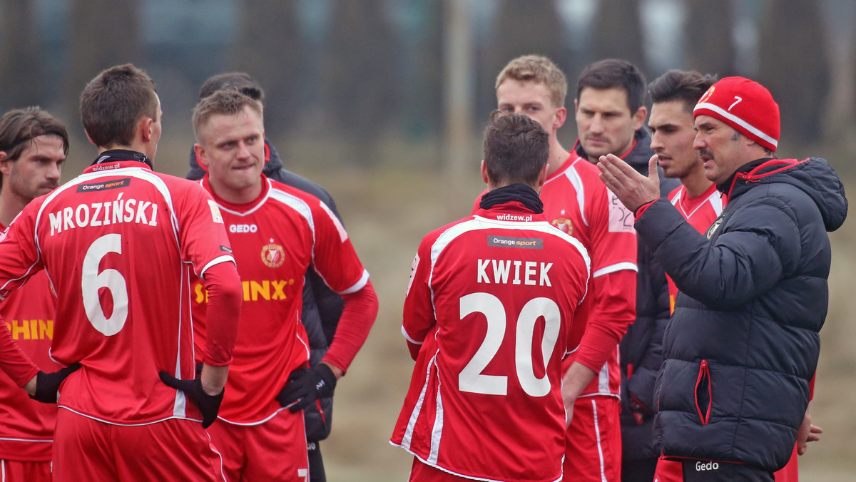 Widzew Łodź został ukarany walkowerem (0:3) za mecz 20. kolejki I ligi przeciwko Sandecji Nowy Sącz. Spotkanie miało się odbyć 7 marca, ale ze względu na zawieszenie licencji Widzewa, uprawniającej do udziału w rozgrywkach, zostało odwołane.