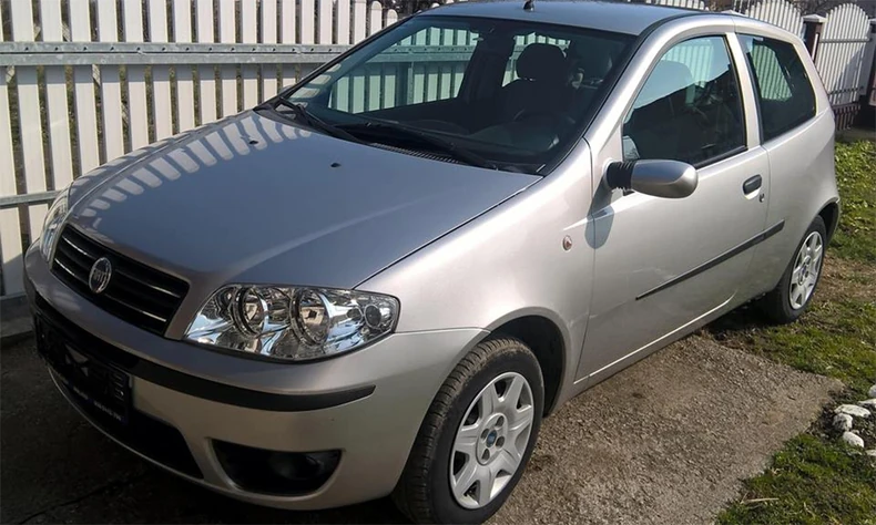 2-Fiat-Punto