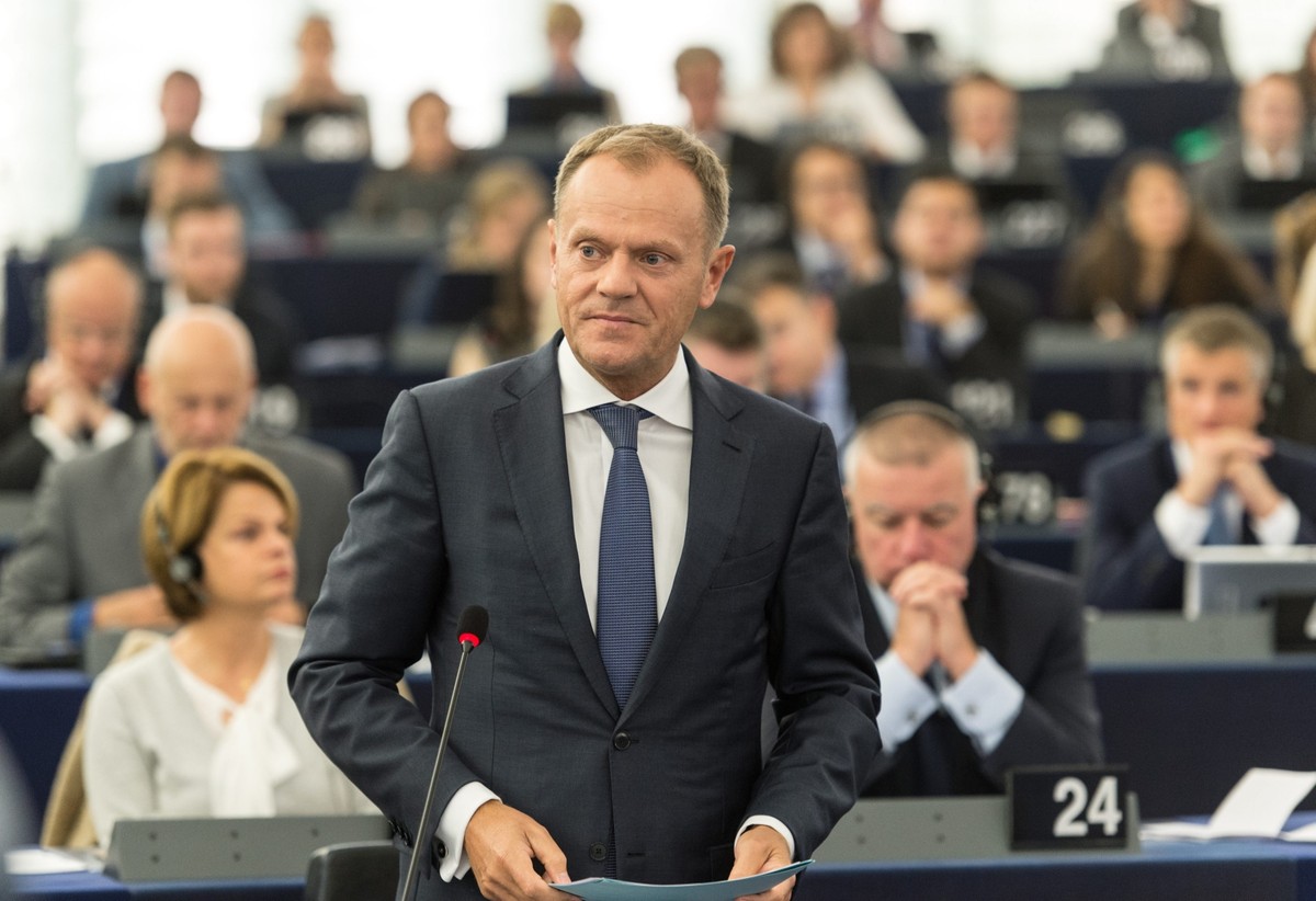 Donald Tusk w Europarlamencie w Strasburgu
