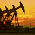 Gwałtowny spadek cen ropy i gazu. Rynek zmienił kierunek