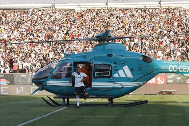 Arturo Vidal został przywitany po królewsku podczas prezentacji po powrocie do klubu Colo-Colo